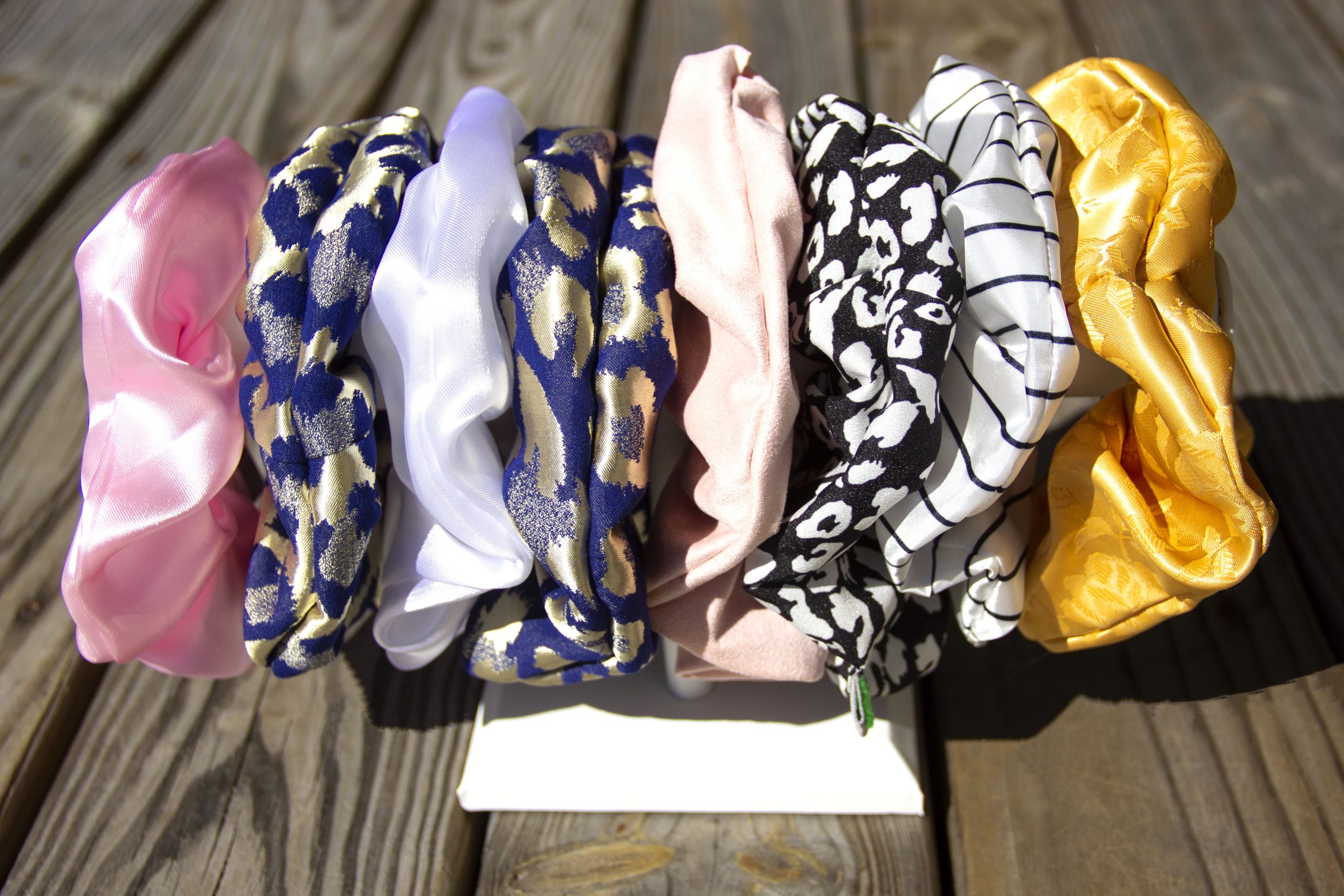 bracelet stand display