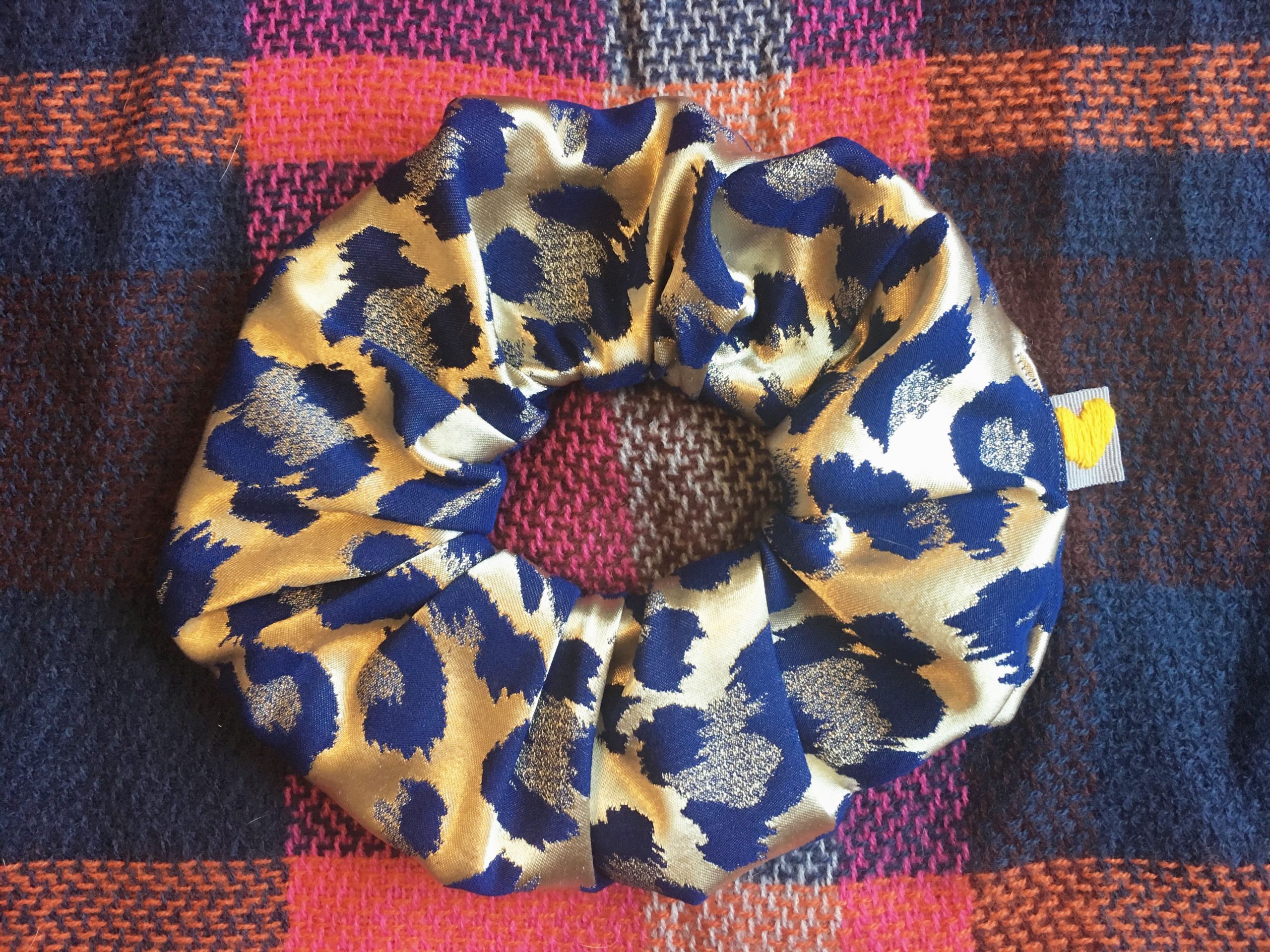 gold leopard print scrunchie